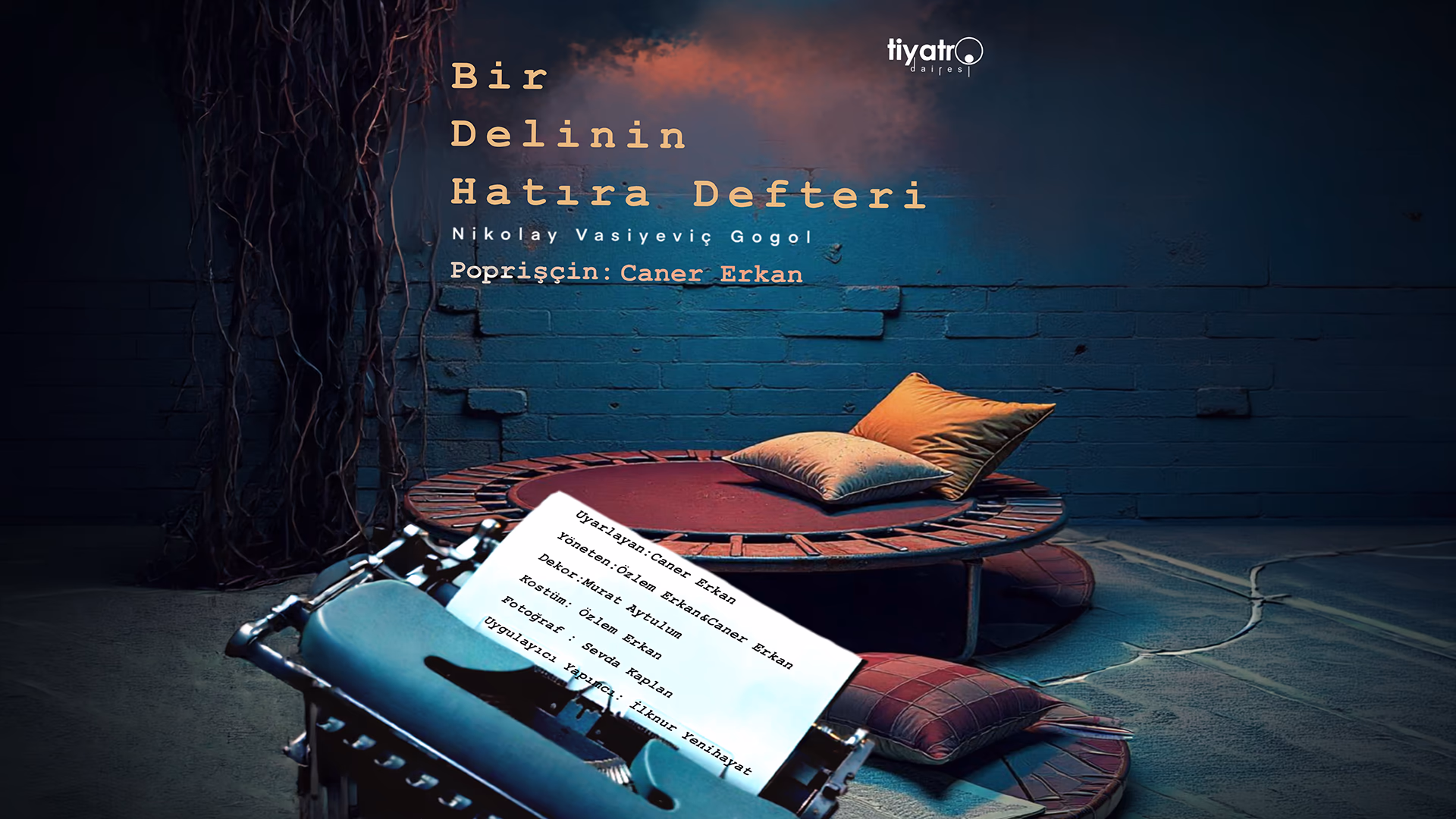 Bir Delinin Hatıra Defteri tiyatro afişi