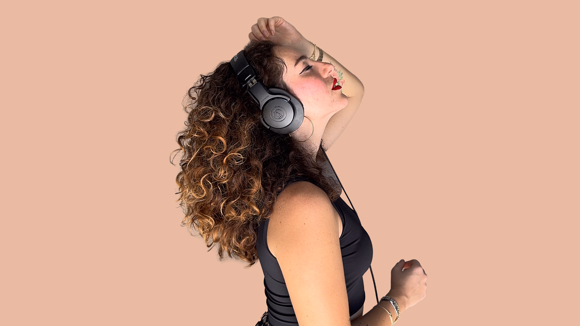 DJ Ece Kanmaz